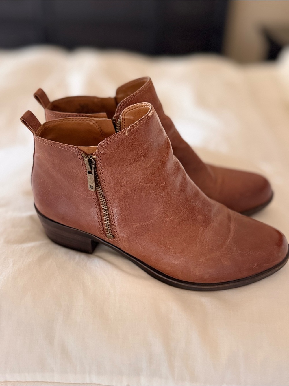 Lucky Brand Rust Brown Leather Side Zip Ankle Booties size 10